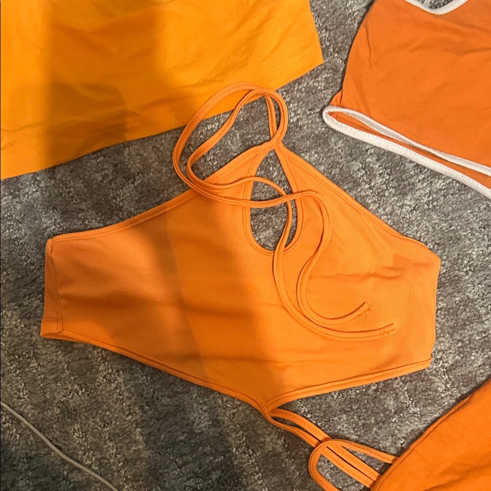 UF Gators Orange & Blue Mixed top lot  - small- Bold Colorblock Pieces - Picture 7 of 7